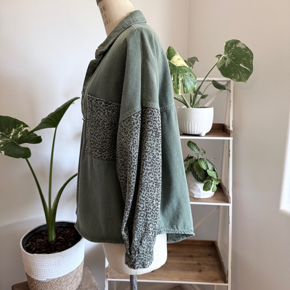 Green Denim Leopard Print Jacket - image 3